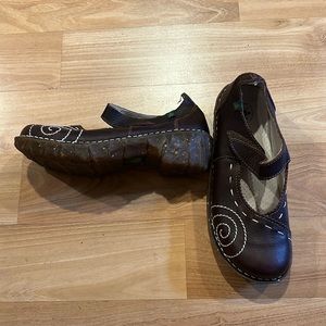 Dark brown walking shoes